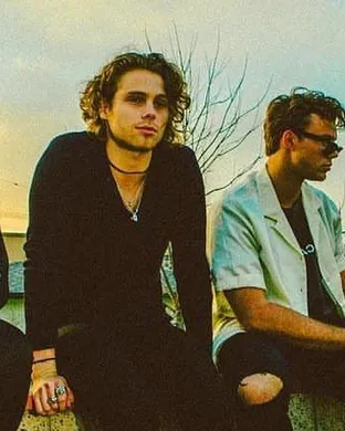 5 Seconds of Summer Darien Center
