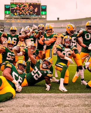 Premium Tailgate Party: Green Bay Packers vs. Buffalo Bills